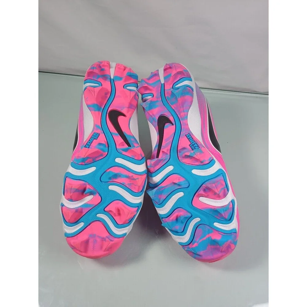 Nike fastflex cleats Size US  5.5y